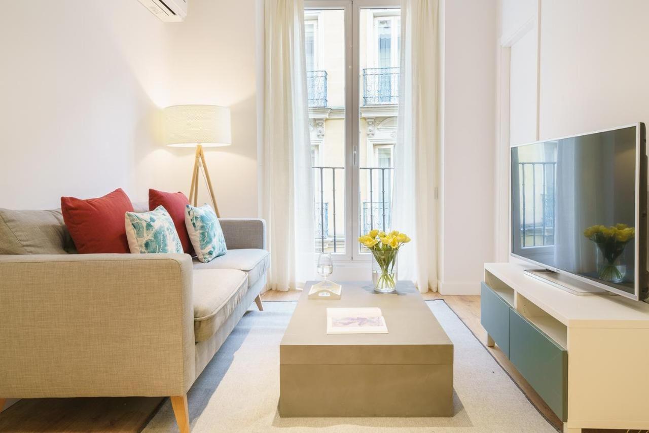 Mi Casa En Madrid- Spacious Apartments Callao Gran Via Exterior photo