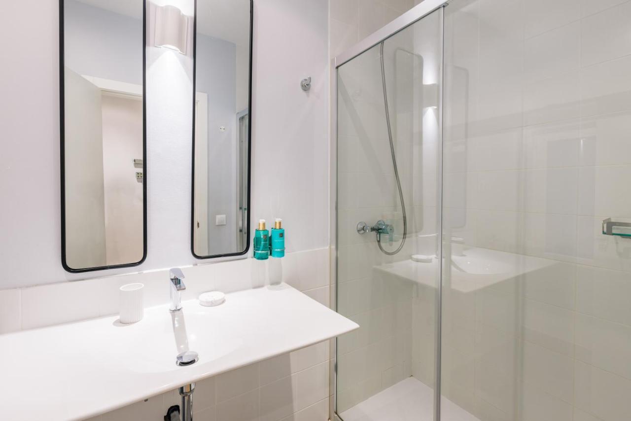 Mi Casa En Madrid- Spacious Apartments Callao Gran Via Exterior photo