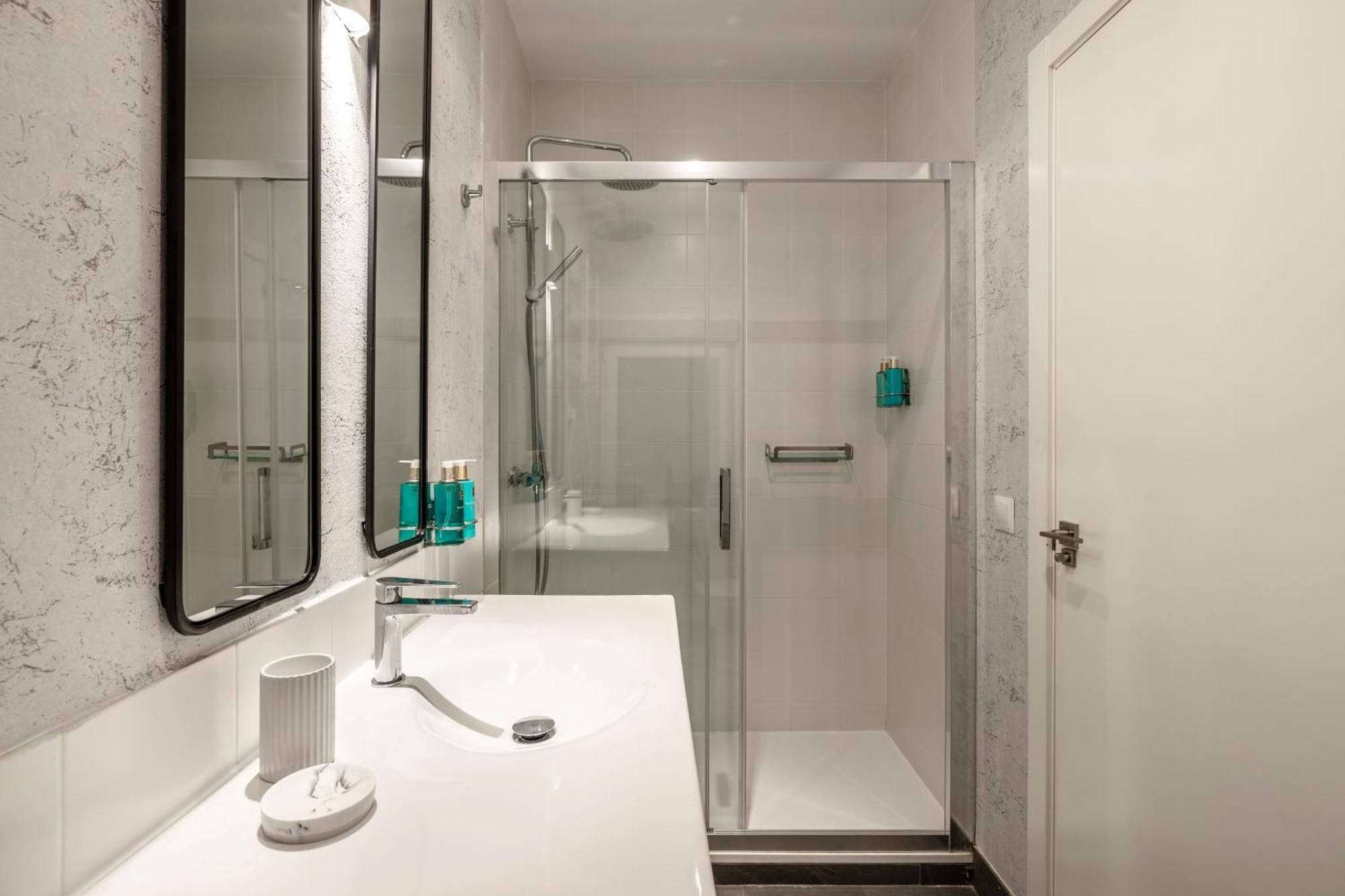 Mi Casa En Madrid- Spacious Apartments Callao Gran Via Exterior photo